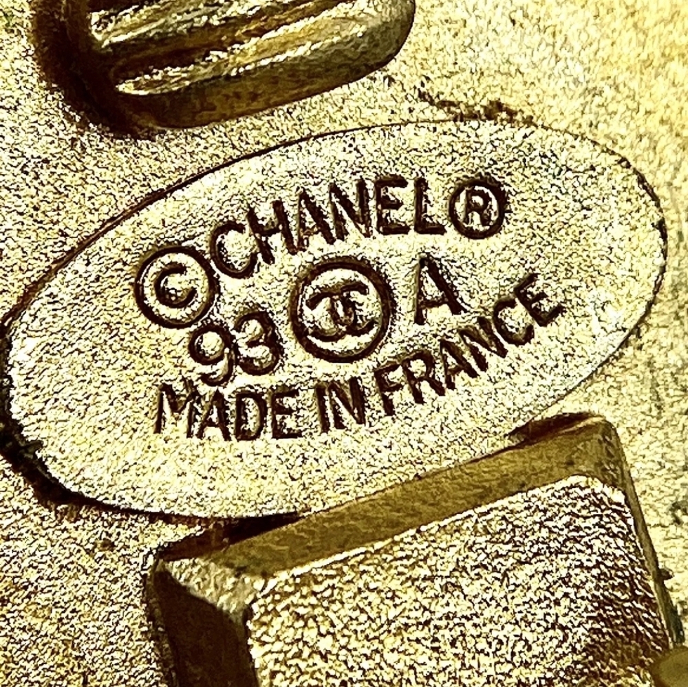 CHANEL Vintage Gold Sunburst CC Logo & Wood Clip Y2K Earrings CHANEL 93A France - Picture 13 of 17